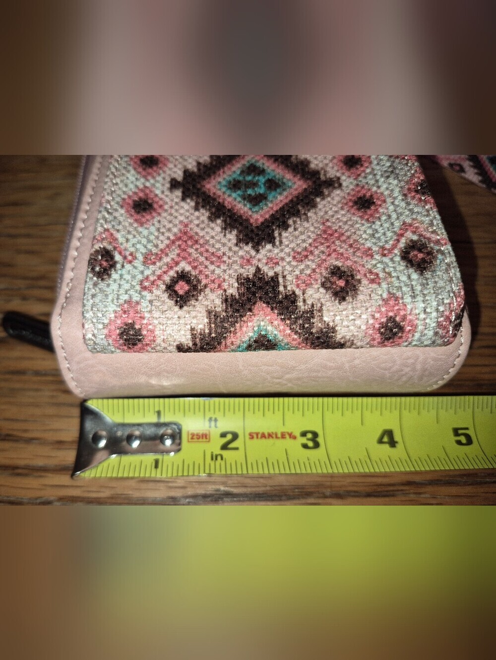 New With Tags Wrangler Boho Aztec Crossbody, Pink, Brown, Turqoise - Picture 5 of 8